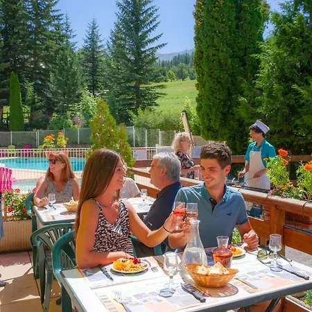 Hotel Vtf Les Balcons Du Sauze 3*