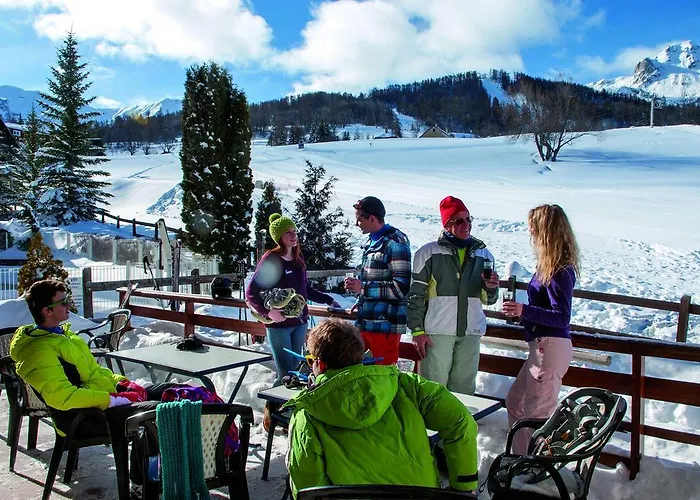 Les Balcons Du Sauze Hotel Enchastrayes