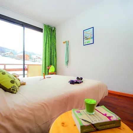 Hotel Vtf Les Balcons Du Sauze 3*